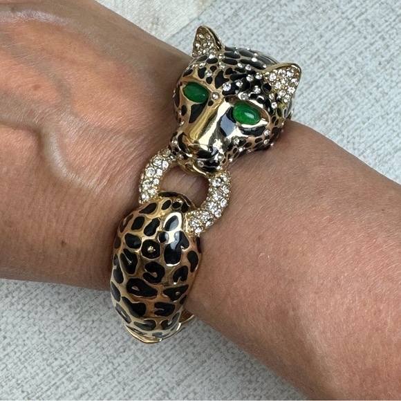 Ciner Jewelry - Vintage Ciner Click Clack Hinged Leopard Bracelet